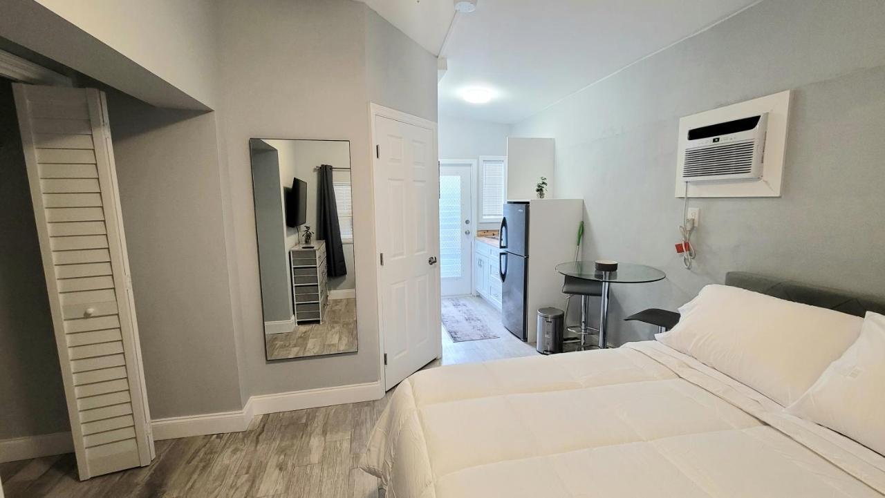Beachway Inn Lantana Ngoại thất bức ảnh